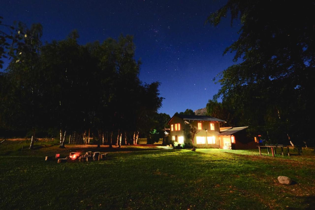 Hostel Lc Hoyo de Epuyén Екстериор снимка